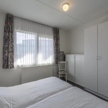 Spacious For 4 People Apartment *