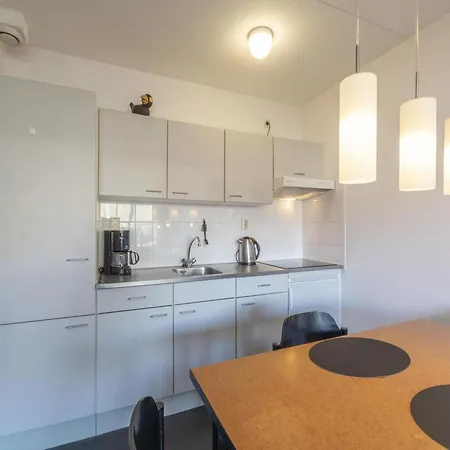 Apartment Spacious For 4 People