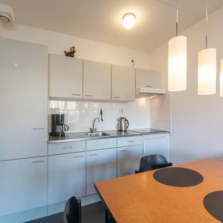 5 For 4 Guests In Callanstoog Apartman