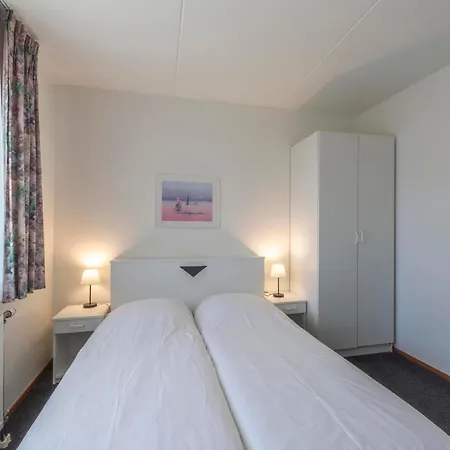 5 For 4 Guests In Callanstoog