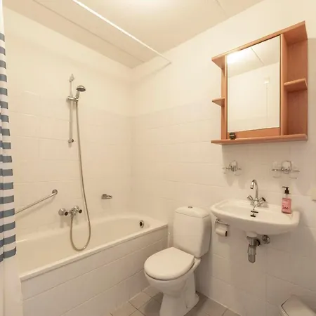 5 For 4 Guests In Callanstoog Apartman *