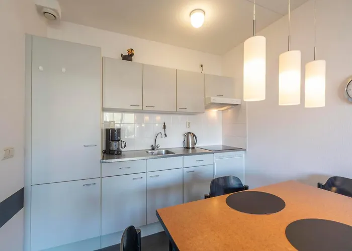 5 For 4 Guests In Callanstoog Appartamento